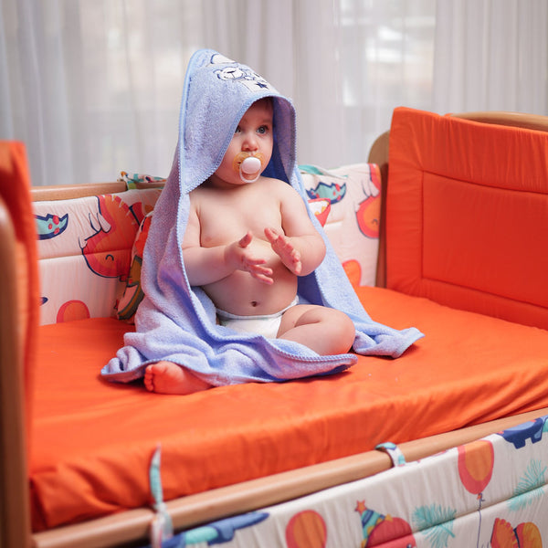 Baby Poncho With Bath Sponge