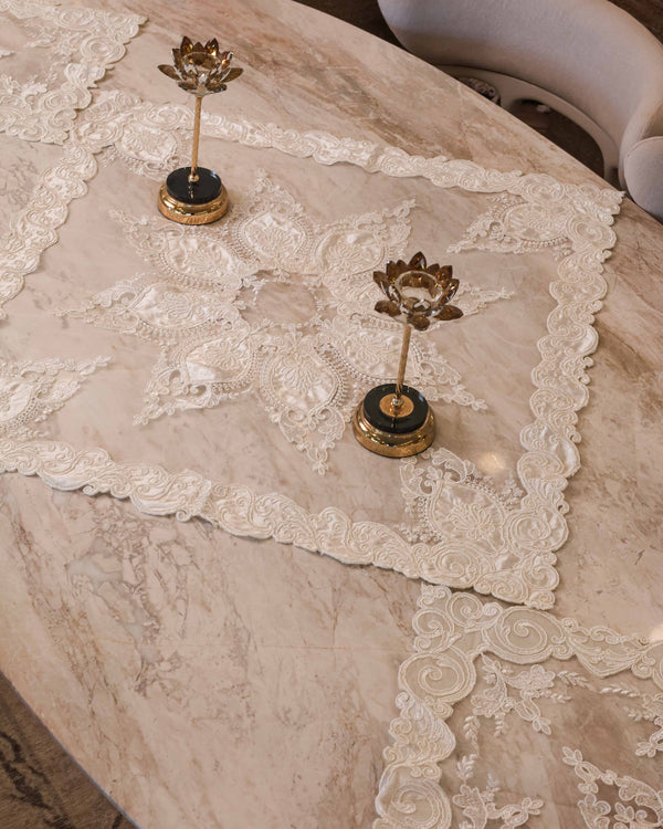 16-Piece Salon Table Set