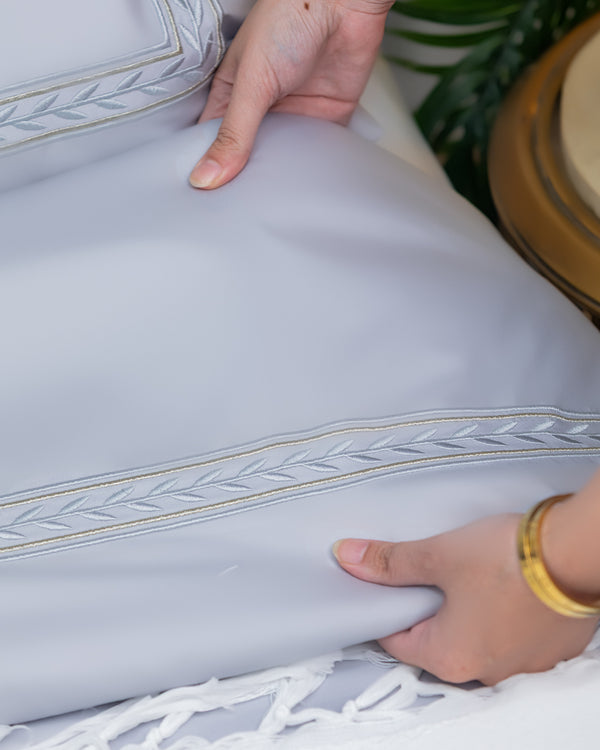 Celeste Embroidered sheet