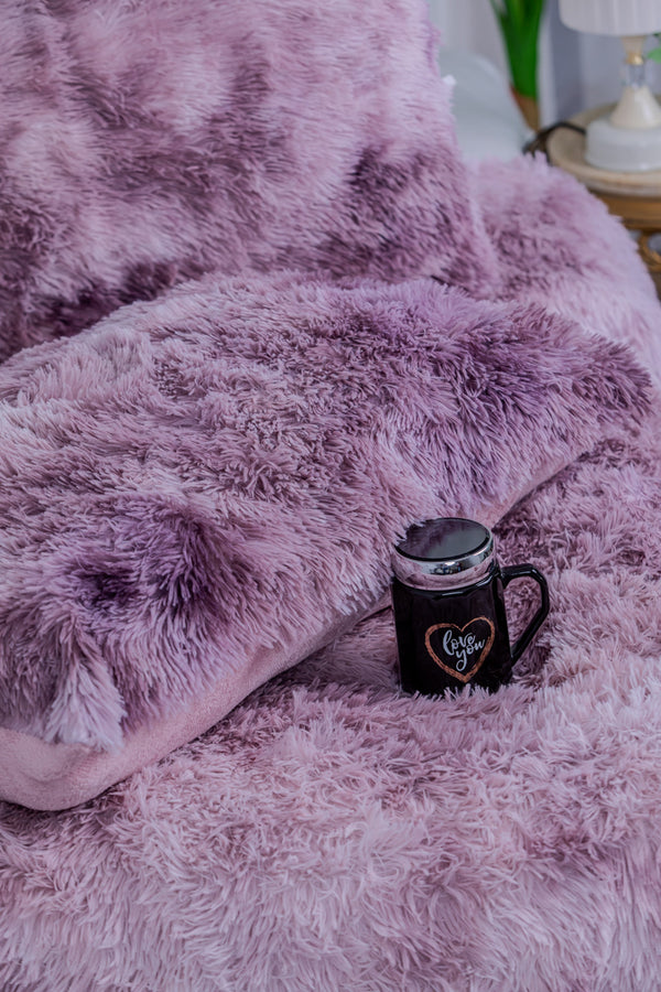 Lapilicia Fur Bedspread