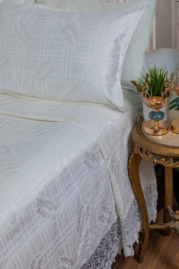 White Feather Bedspread